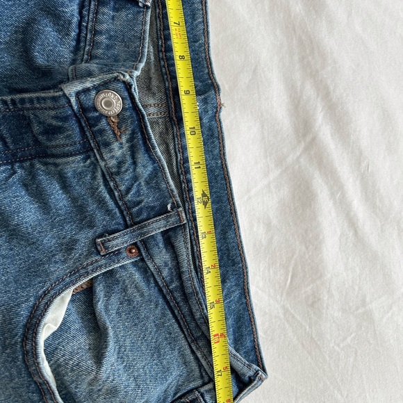 Old Navy Women’s Mid-Rise Slouchy Straight Size 14 Petite - Picture 6 of 10